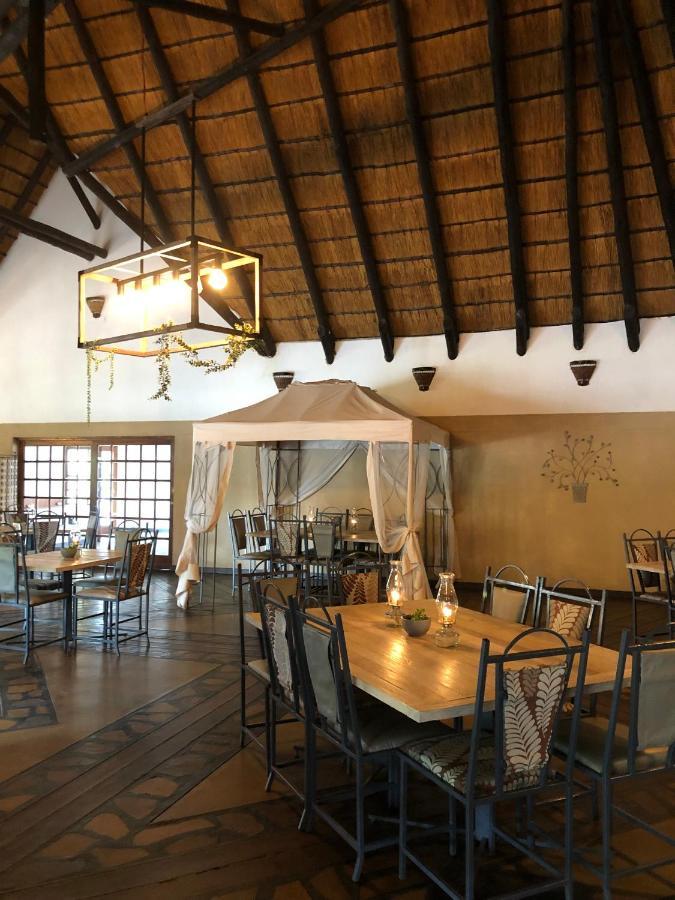Okahandja Country Hotel Exterior photo